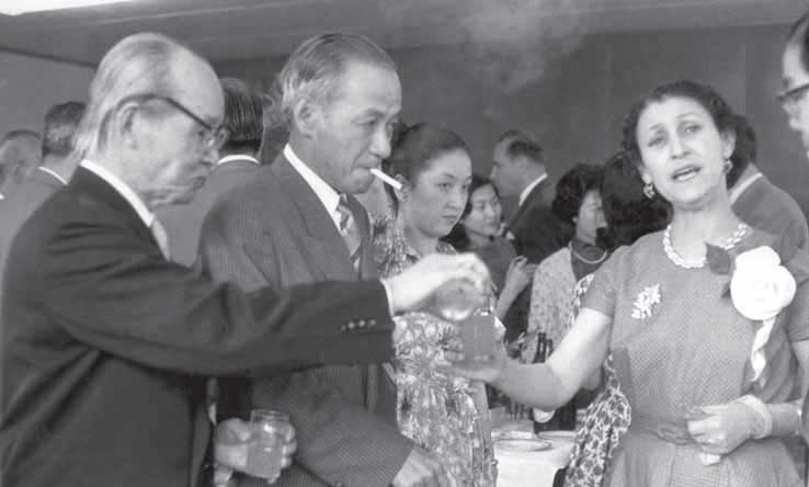 Иллюстрация к книге — Суламифь. Фрагменты воспоминаний [i_076.jpg]