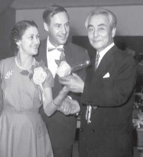 Иллюстрация к книге — Суламифь. Фрагменты воспоминаний [i_077.jpg]