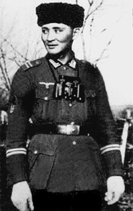 Иллюстрация к книге — Проклятые легионы. Изменники Родины на службе Гитлера [i_015.jpg]