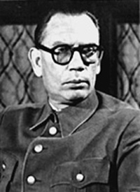 Иллюстрация к книге — Проклятые легионы. Изменники Родины на службе Гитлера [i_033.jpg]