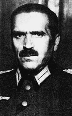 Иллюстрация к книге — Проклятые легионы. Изменники Родины на службе Гитлера [i_039.jpg]