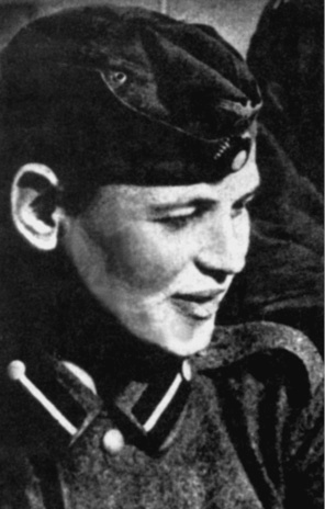 Иллюстрация к книге — Проклятые легионы. Изменники Родины на службе Гитлера [i_041.jpg]