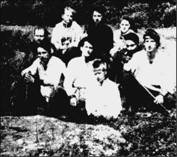 Иллюстрация к книге — Предания Синих камней [i_083.jpg]