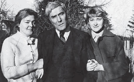 Иллюстрация к книге — "Свеча горела…" Годы с Борисом Пастернаком [i_094.jpg]