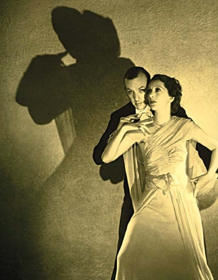 Иллюстрация к книге — Молодые и красивые. Мода двадцатых годов [i_032.jpg]