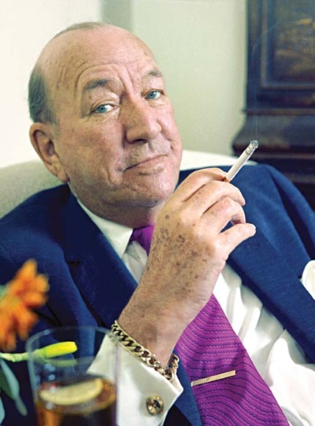 Иллюстрация к книге — Молодые и красивые. Мода двадцатых годов [i_035.jpg]