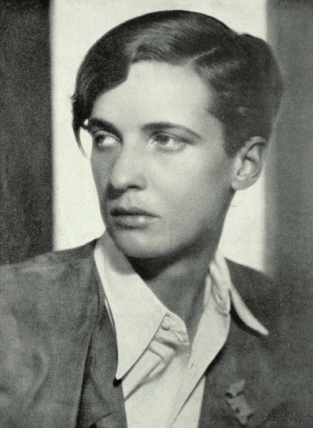 Иллюстрация к книге — Молодые и красивые. Мода двадцатых годов [i_106.jpg]