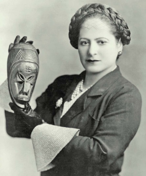 Иллюстрация к книге — Молодые и красивые. Мода двадцатых годов [i_141.jpg]