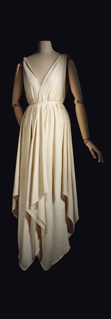 Иллюстрация к книге — Молодые и красивые. Мода двадцатых годов [i_251.jpg]