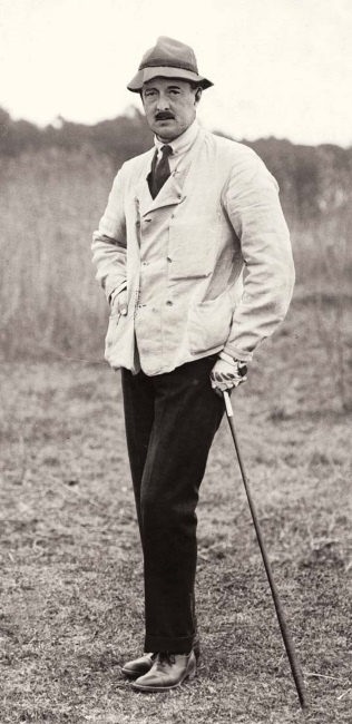 Иллюстрация к книге — Молодые и красивые. Мода двадцатых годов [i_295.jpg]