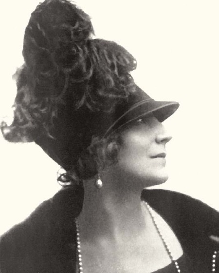 Иллюстрация к книге — Молодые и красивые. Мода двадцатых годов [i_319.jpg]