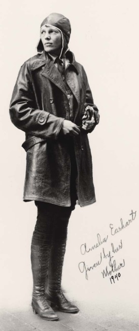 Иллюстрация к книге — Молодые и красивые. Мода двадцатых годов [i_436.jpg]