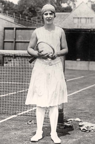 Иллюстрация к книге — Молодые и красивые. Мода двадцатых годов [i_471.jpg]