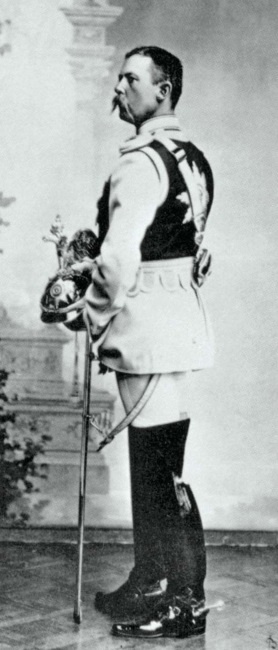 Иллюстрация к книге — Молодые и красивые. Мода двадцатых годов [i_522.jpg]