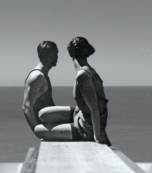 Иллюстрация к книге — Молодые и красивые. Мода двадцатых годов [i_529.jpg]