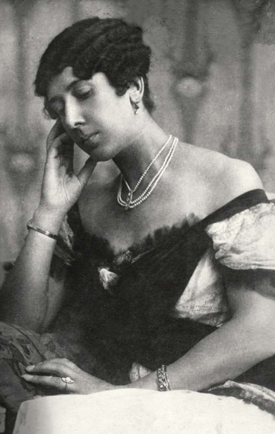 Иллюстрация к книге — Молодые и красивые. Мода двадцатых годов [i_535.jpg]