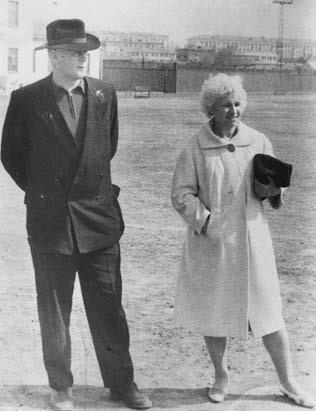 Иллюстрация к книге — Воин эпохи Смерша [i_010.jpg]