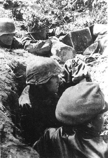 Иллюстрация к книге — 12-я танковая дивизия СС «Гитлерюгенд» [_28.jpg]