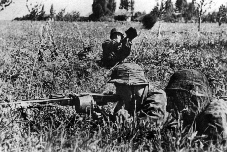 Иллюстрация к книге — 12-я танковая дивизия СС «Гитлерюгенд» [_31.jpg]