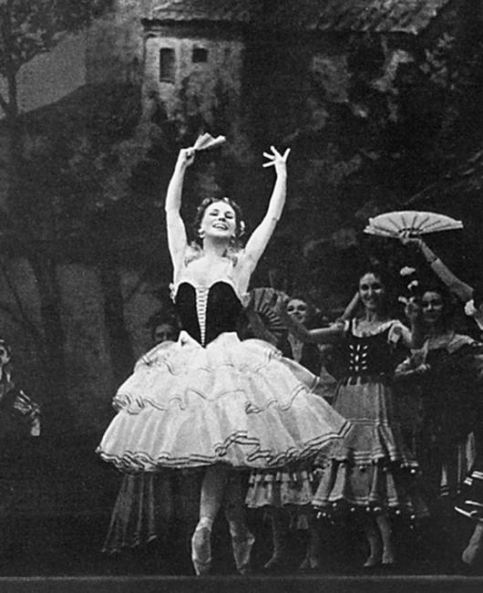 Иллюстрация к книге — 100 великих мастеров балета [i_115.jpg]