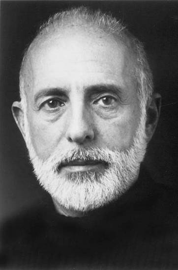 Иллюстрация к книге — 100 великих мастеров балета [i_116.jpg]