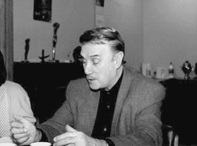 Иллюстрация к книге — 100 великих мастеров балета [i_121.jpg]