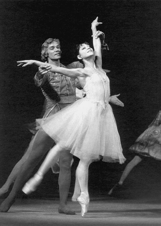 Иллюстрация к книге — 100 великих мастеров балета [i_126.jpg]