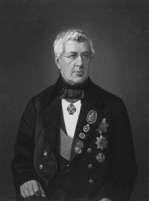 Иллюстрация к книге — 100 великих аристократов [i_078.jpg]