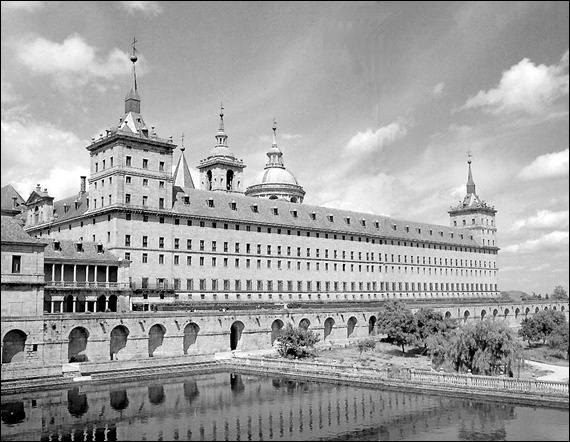 Иллюстрация к книге — 100 великих чудес света [i_070.jpg]