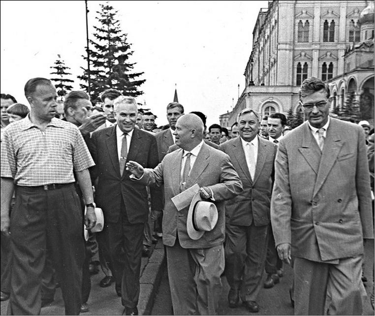 Иллюстрация к книге — Реформатор [i_029.jpg]