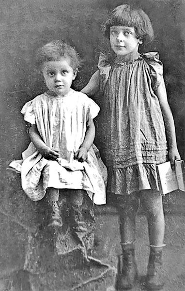 Иллюстрация к книге — Марина Цветаева. Беззаконная комета [i_098.jpg]