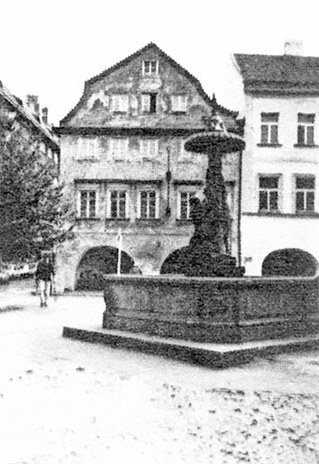 Иллюстрация к книге — Марина Цветаева. Беззаконная комета [i_136.jpg]