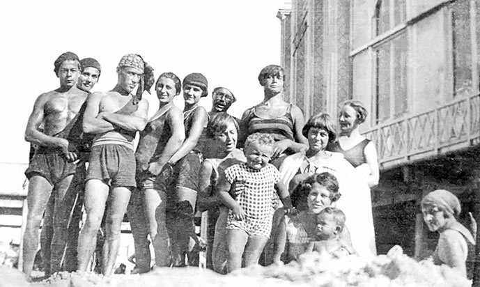 Иллюстрация к книге — Марина Цветаева. Беззаконная комета [i_171.jpg]