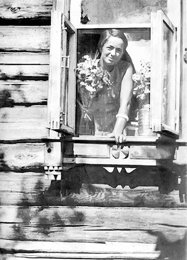 Иллюстрация к книге — Марина Цветаева. Беззаконная комета [i_258.jpg]