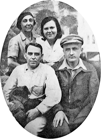 Иллюстрация к книге — Марина Цветаева. Беззаконная комета [i_287.jpg]