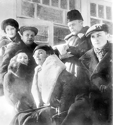 Иллюстрация к книге — Марина Цветаева. Беззаконная комета [i_306.jpg]