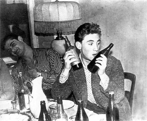 Иллюстрация к книге — Я лечила Высоцкого [i_028.jpg]