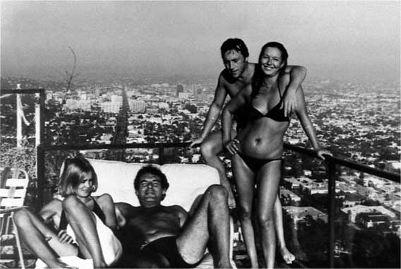 Иллюстрация к книге — Я лечила Высоцкого [i_043.jpg]