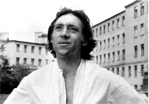 Иллюстрация к книге — Я лечила Высоцкого [i_098.jpg]