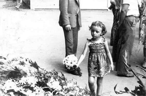 Иллюстрация к книге — Я лечила Высоцкого [i_119.jpg]