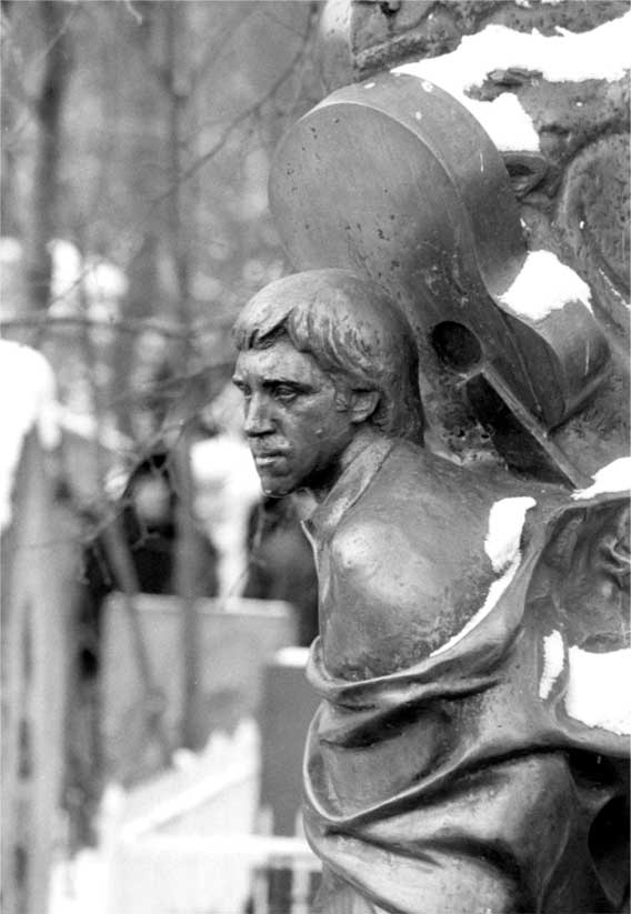 Иллюстрация к книге — Я лечила Высоцкого [i_122.jpg]