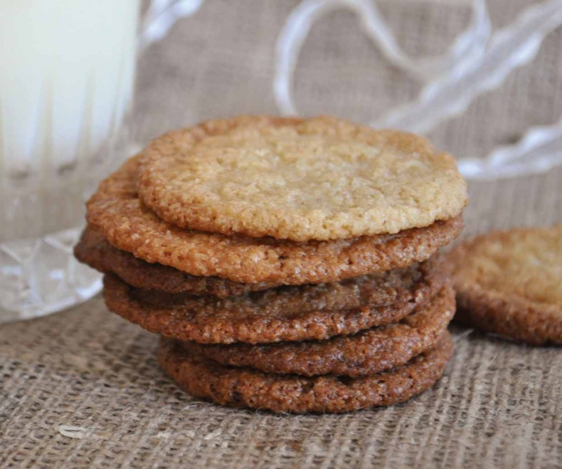 Иллюстрация к книге — Рецепты. Печенье с «изюминкой» [i_013.jpg]