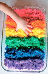 Иллюстрация к книге — Дома весело! Развивающие игры для самых маленьких [i_038.jpg]