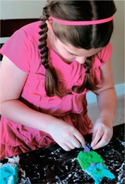 Иллюстрация к книге — Дома весело! Развивающие игры для самых маленьких [i_070.jpg]