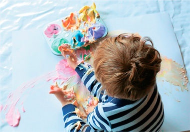 Иллюстрация к книге — Дома весело! Развивающие игры для самых маленьких [i_095.jpg]