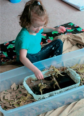 Иллюстрация к книге — Дома весело! Развивающие игры для самых маленьких [i_127.jpg]