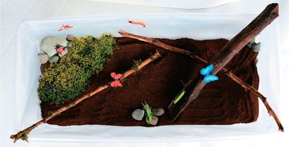 Иллюстрация к книге — Дома весело! Развивающие игры для самых маленьких [i_140.jpg]