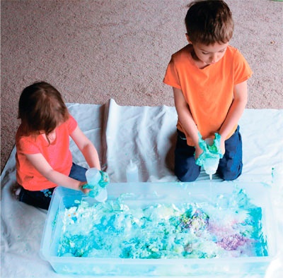 Иллюстрация к книге — Дома весело! Развивающие игры для самых маленьких [i_141.jpg]