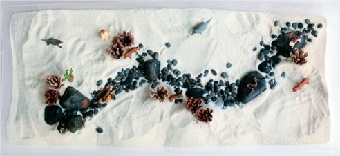 Иллюстрация к книге — Дома весело! Развивающие игры для самых маленьких [i_168.jpg]