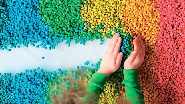 Иллюстрация к книге — Дома весело! Развивающие игры для самых маленьких [i_179.jpg]